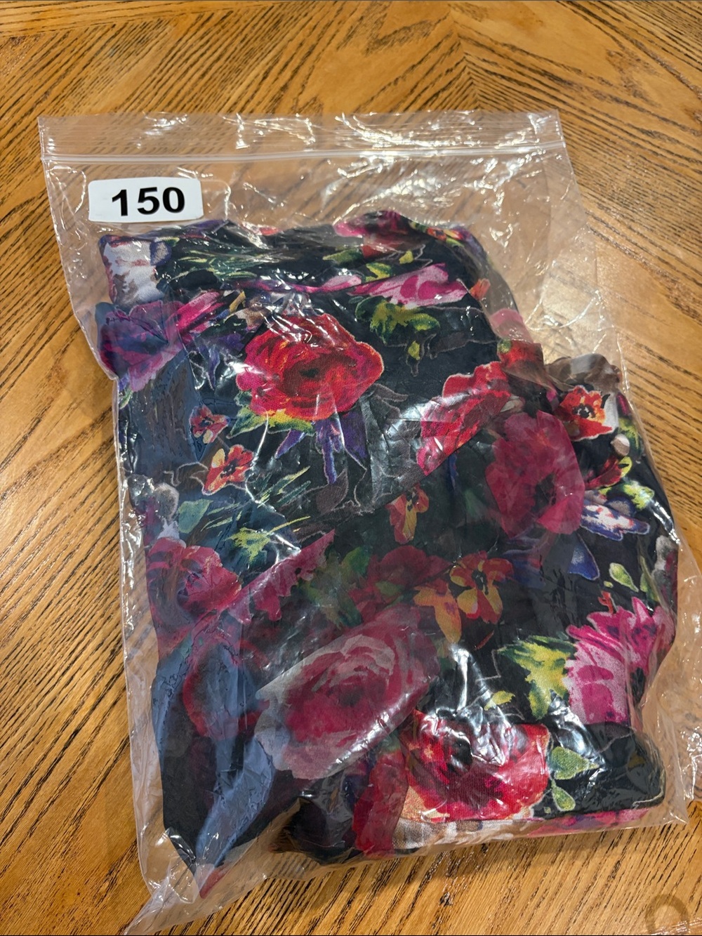 Alice + Olivia Brentley Floral Tie-Neck Silk Blend Blouse  Size Large Whimsigoth - Picture 15 of 16